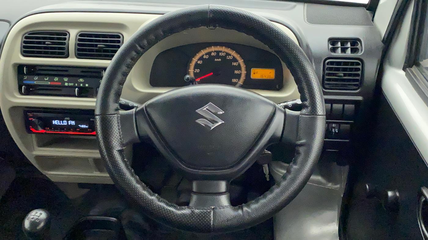2022 Maruti Eeco 5 STR AC (O), Petrol, Manual, 16,436 km, Steering Wheel Close Up