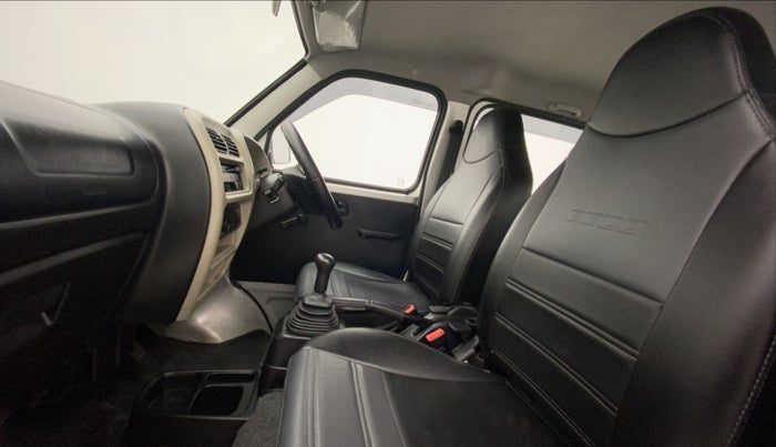 2022 Maruti Eeco 5 STR AC (O), Petrol, Manual, 16,436 km, Right Side Front Door Cabin