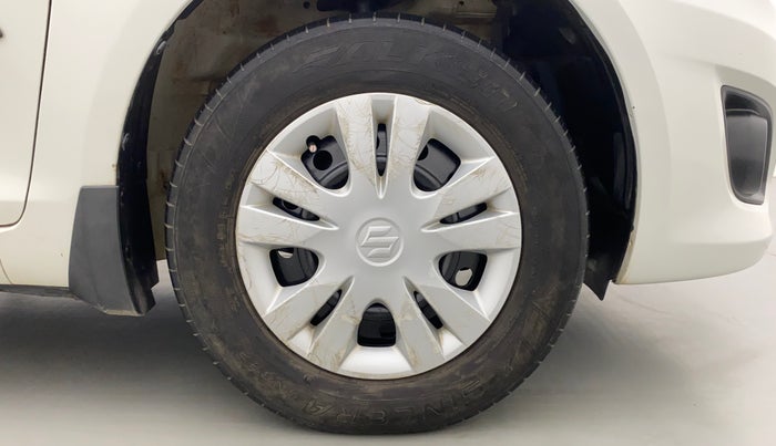 2012 Maruti Swift Dzire VDI, Diesel, Manual, 1,37,530 km, Right Front Wheel
