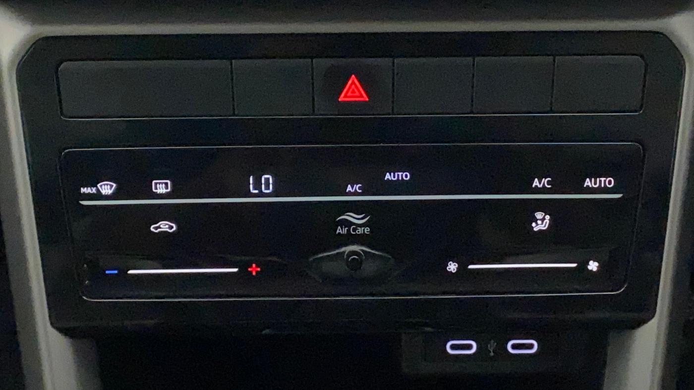 2021 Volkswagen TAIGUN HIGHLINE 1.0 TSI MT, Petrol, Manual, 18,733 km, Automatic Climate Control