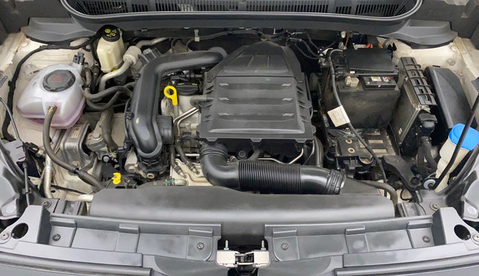 2021 Volkswagen TAIGUN HIGHLINE 1.0 TSI MT, Petrol, Manual, 18,733 km, Open Bonet