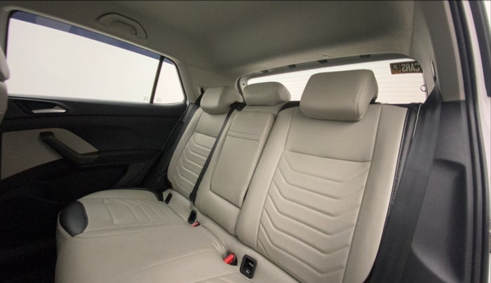 2021 Volkswagen TAIGUN HIGHLINE 1.0 TSI MT, Petrol, Manual, 18,733 km, Right Side Rear Door Cabin