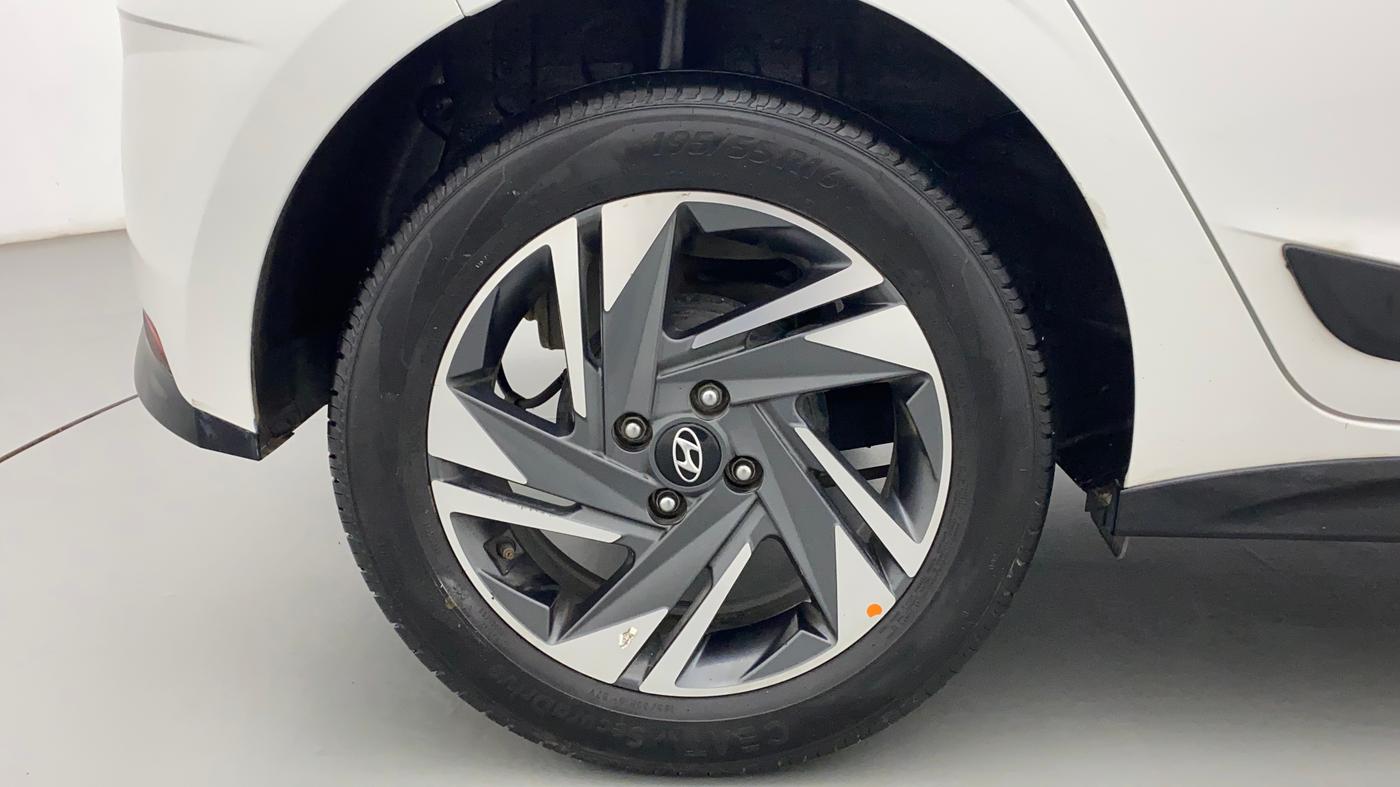 2022 Hyundai NEW I20 ASTA 1.2 MT, Petrol, Manual, 36,592 km, Right Rear Wheel