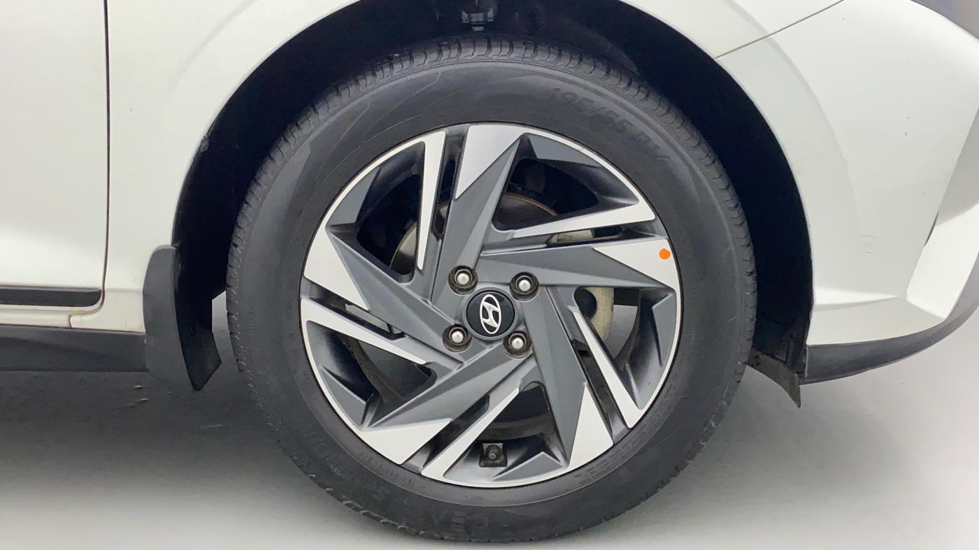 2022 Hyundai NEW I20 ASTA 1.2 MT, Petrol, Manual, 36,592 km, Right Front Wheel