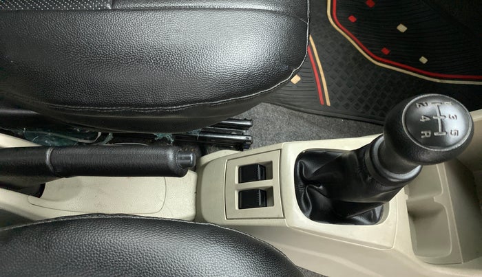 2019 Maruti Alto VXI, Petrol, Manual, 13,757 km, Gear Lever