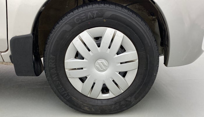 2019 Maruti Alto VXI, Petrol, Manual, 13,757 km, Right Front Wheel