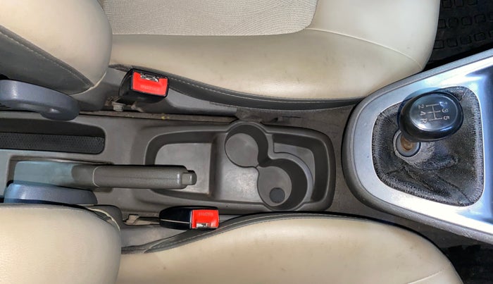 2013 Hyundai i10 MAGNA 1.1, Petrol, Manual, 60,325 km, Gear Lever