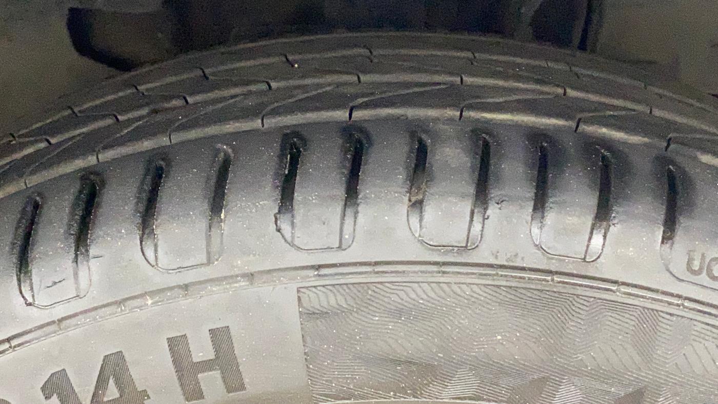 2022 Tata Tiago XT PETROL, Petrol, Manual, 63,269 km, Right Front Tyre Tread
