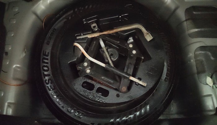 2016 Mahindra Kuv100 K4 D 6 STR, Diesel, Manual, 1,38,810 km, Spare Tyre