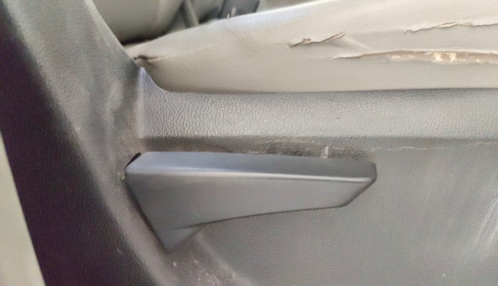 2016 Mahindra Kuv100 K4 D 6 STR, Diesel, Manual, 1,38,810 km, Driver Side Adjustment Panel