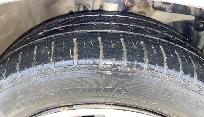 2014 Honda Amaze 1.5L I-DTEC S, Diesel, Manual, 57,485 km, Right Front Tyre Tread