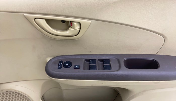 2014 Honda Amaze 1.5L I-DTEC S, Diesel, Manual, 57,485 km, Driver Side Door Panels Control