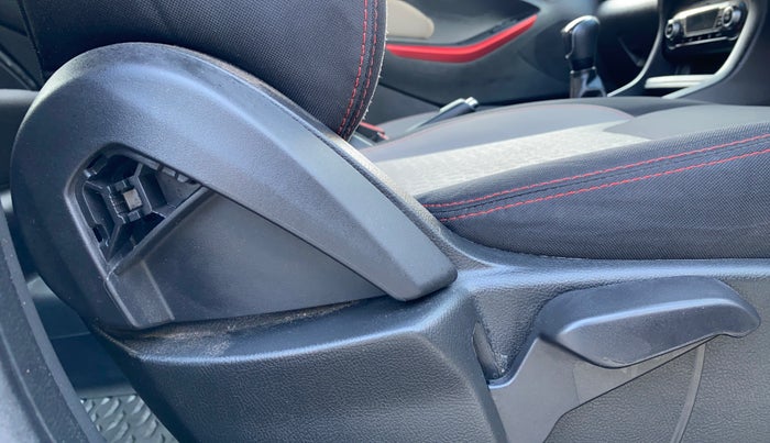 2020 Ford FREESTYLE FLAIR EDITION 1.2 PETROL, Petrol, Manual, 11,009 km, Driver Side Adjustment Panel