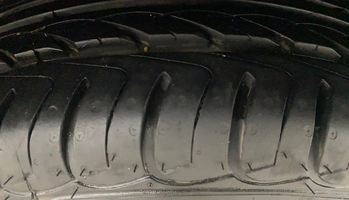 2020 Ford Ecosport TITANIUM 1.5 SPORTS(SUNROOF) PETROL, Petrol, Manual, 64,428 km, Left Rear Tyre Tread