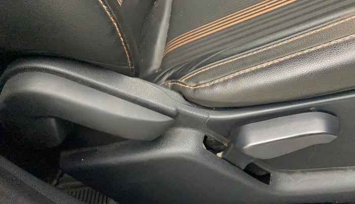 2020 Ford Ecosport TITANIUM 1.5 SPORTS(SUNROOF) PETROL, Petrol, Manual, 64,428 km, Driver Side Adjustment Panel