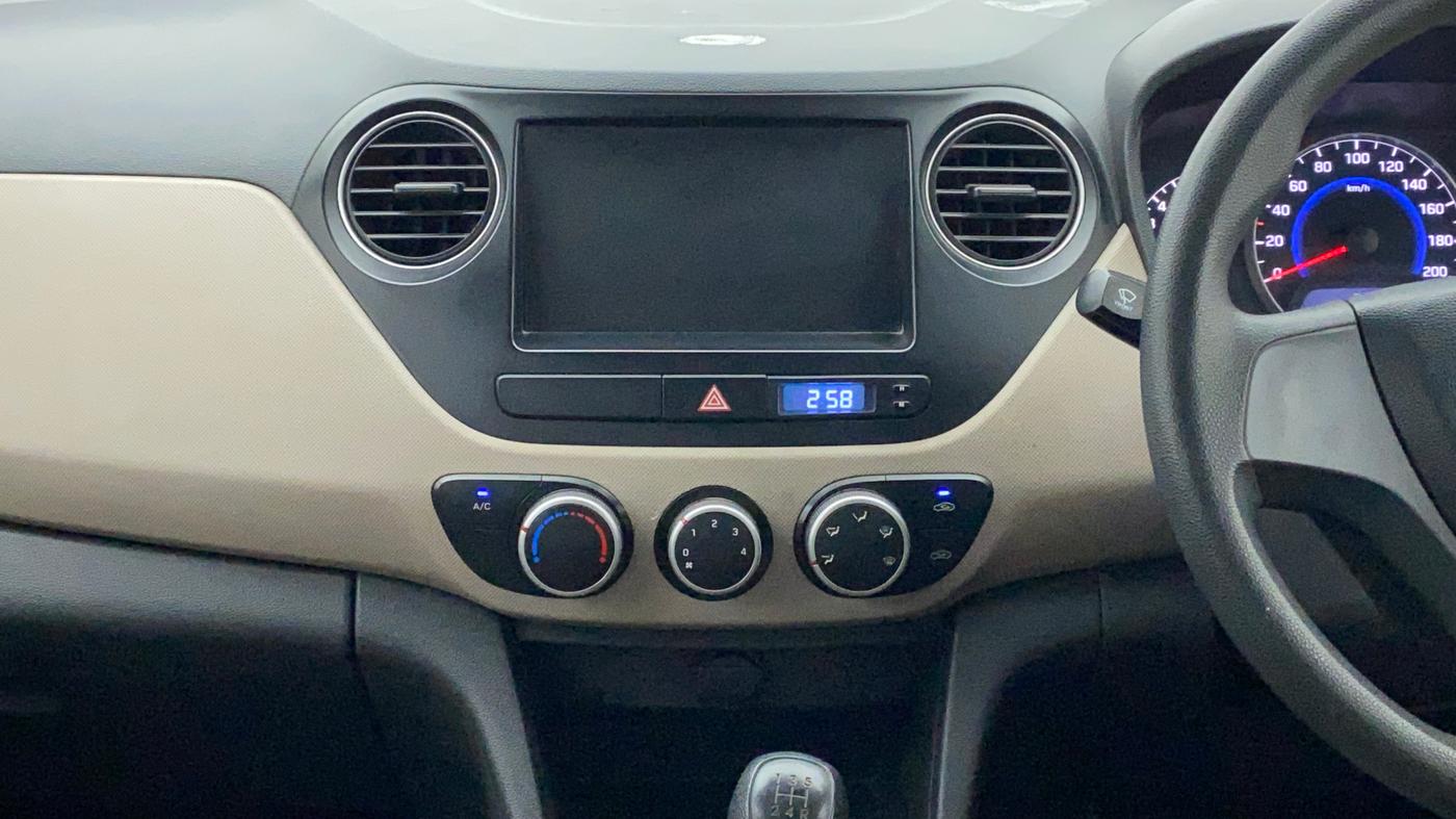 2013 Hyundai Grand i10 MAGNA 1.2 KAPPA VTVT, Petrol, Manual, 80,615 km, Air Conditioner
