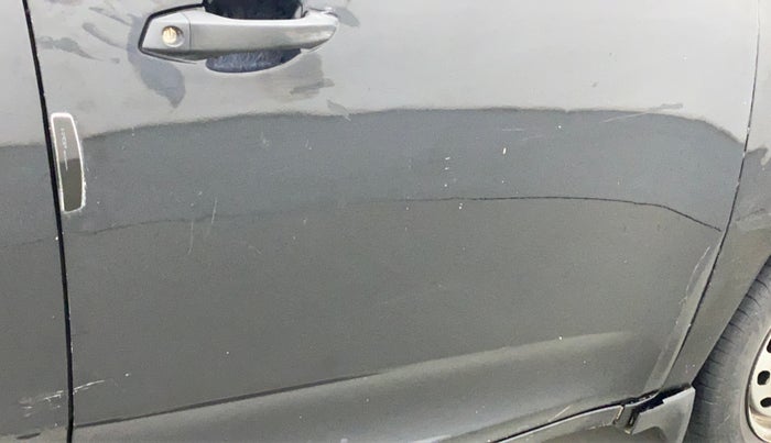 2016 Mahindra Kuv100 K2 6 STR, Petrol, Manual, 59,889 km, Driver-side door - Minor scratches