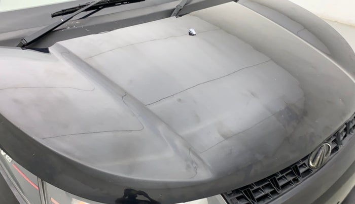 2016 Mahindra Kuv100 K2 6 STR, Petrol, Manual, 59,889 km, Bonnet (hood) - Slightly dented