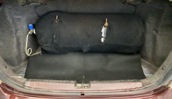 2015 Honda Amaze 1.2L I-VTEC S, CNG, Manual, 73,580 km, Boot Inside