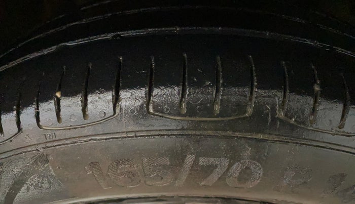 2015 Honda Amaze 1.2L I-VTEC S, CNG, Manual, 73,580 km, Right Front Tyre Tread