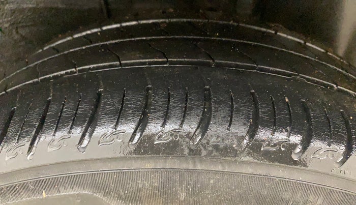 2021 Tata ALTROZ XZ PLUS PETROL, Petrol, Manual, 70,917 km, Left Rear Tyre Tread