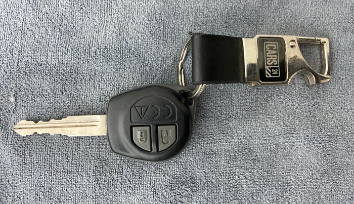 2019 Maruti Swift VXI AMT D, Petrol, Automatic, 22,007 km, Key Close Up