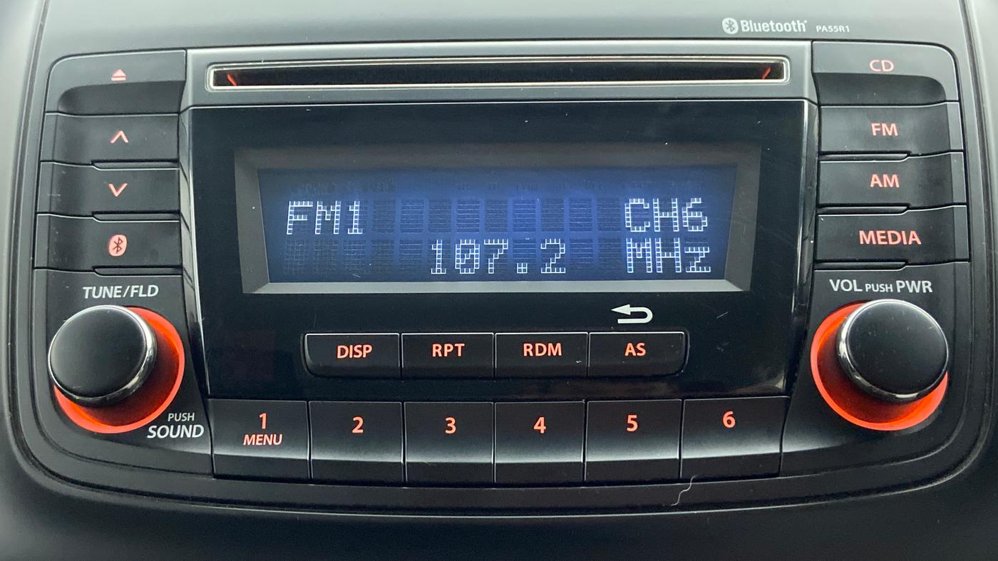2019 Maruti Swift VXI AMT D, Petrol, Automatic, 22,007 km, Infotainment System