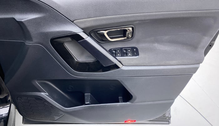 2021 Tata Harrier XT+ Dark Edition, Diesel, Manual, 12,668 km, Driver Side Door Panels Control