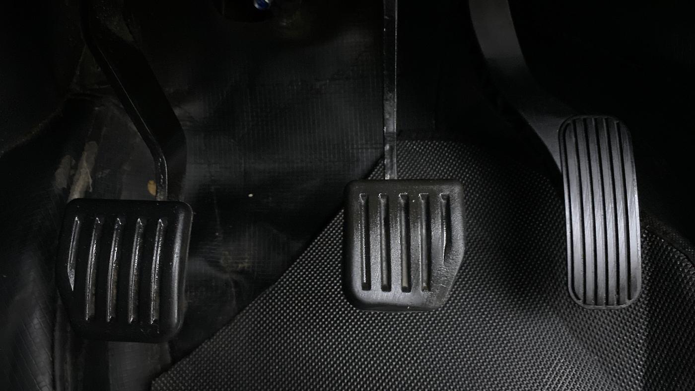 2021 Tata Harrier XT+ Dark Edition, Diesel, Manual, 12,668 km, Pedals