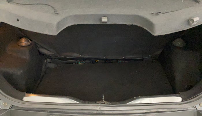 2022 Tata PUNCH ADVENTURE MT, Petrol, Manual, 38,563 km, Boot Inside