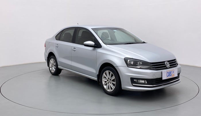 2015 Volkswagen Vento HIGHLINE PETROL, Petrol, Manual, 75,838 km, Right Front Diagonal