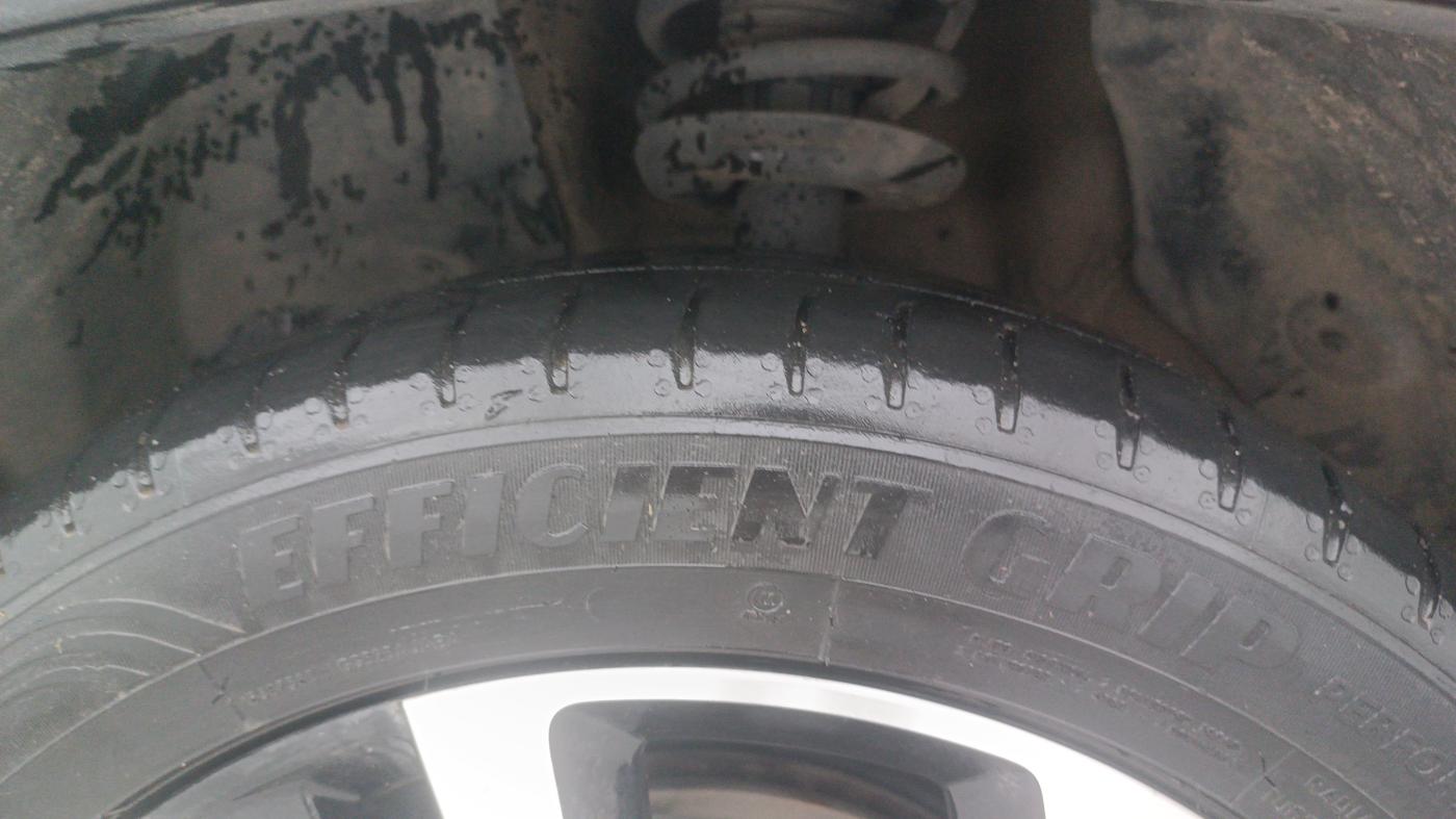 2023 MG HECTOR SAVVY PRO 1.5 TURBO CVT PETROL, Petrol, Automatic, 48,558 km, Left Front Tyre Tread