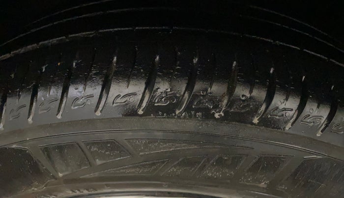 2020 KIA SONET HTK PLUS 1.0 DCT, Petrol, Automatic, 21,793 km, Left Front Tyre Tread