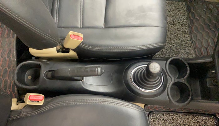 2018 Honda Brio S(O) MT, Petrol, Manual, 80,337 km, Gear Lever