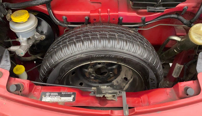 2016 Tata Nano TWIST XTA, Petrol, Automatic, 37,868 km, Spare Tyre