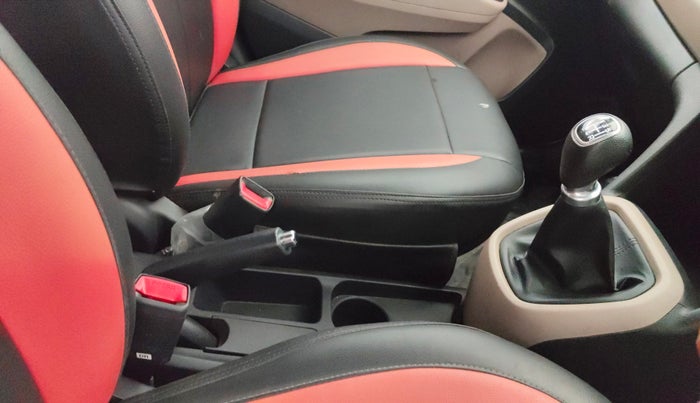 2019 Hyundai Grand i10 SPORTZ 1.2 KAPPA VTVT, Petrol, Manual, 41,635 km, Gear Lever