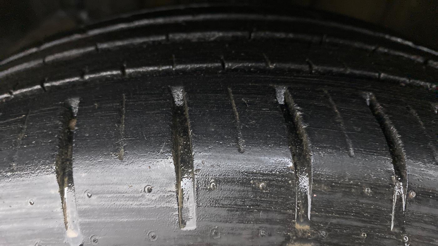 2020 Maruti Baleno ALPHA CVT PETROL 1.2, Petrol, Automatic, 34,127 km, Left Front Tyre Tread