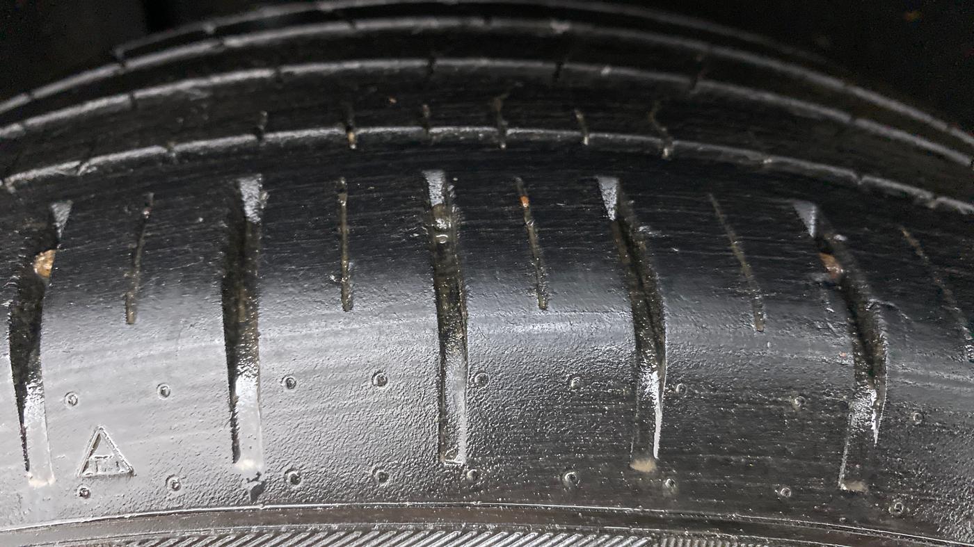2020 Maruti Baleno ALPHA CVT PETROL 1.2, Petrol, Automatic, 34,127 km, Right Rear Tyre Tread