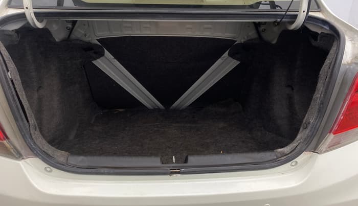 2015 Honda Amaze 1.2L I-VTEC S, Petrol, Manual, 77,491 km, Boot Inside