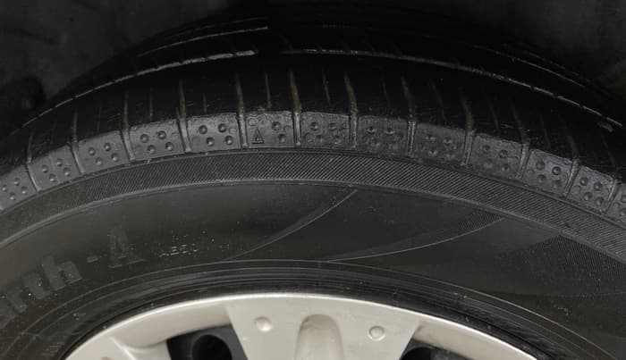 2015 Honda Amaze 1.2L I-VTEC S, Petrol, Manual, 77,491 km, Right Rear Tyre Tread