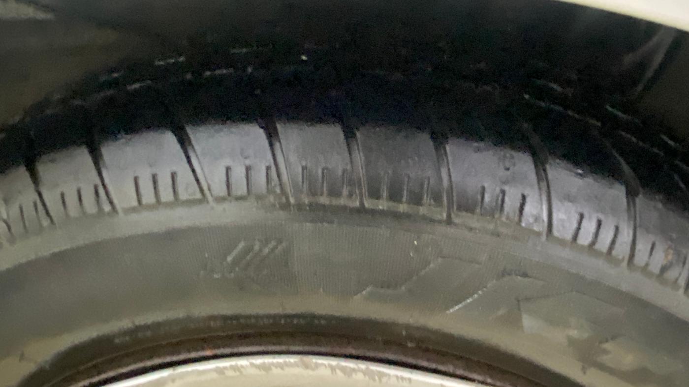 2018 Hyundai NEW SANTRO SPORTZ MT, CNG, Manual, 68,407 km, Left Rear Tyre Tread