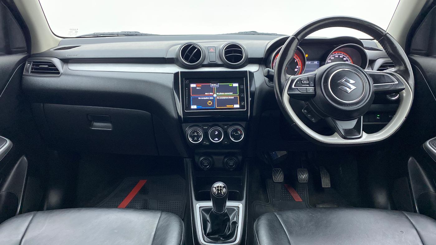 2018 Maruti Swift ZXI+, Petrol, Manual, 33,403 km, Dashboard
