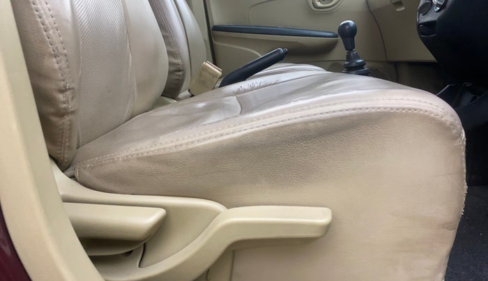 2015 Honda Amaze 1.2L I-VTEC S, Petrol, Manual, 1,09,469 km, Driver Side Adjustment Panel