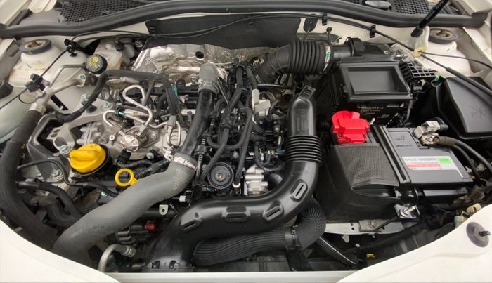 2021 Renault Duster RXZ 1.3 TURBO PETROL MT, Petrol, Manual, 28,035 km, Open Bonet