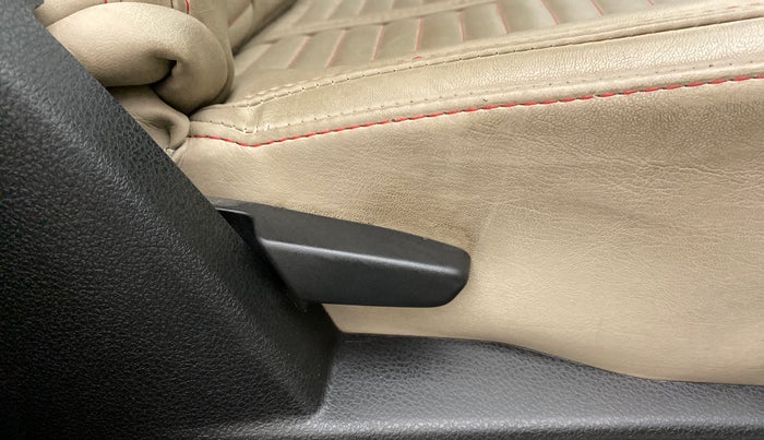 2021 Renault Duster RXZ 1.3 TURBO PETROL MT, Petrol, Manual, 28,035 km, Driver Side Adjustment Panel