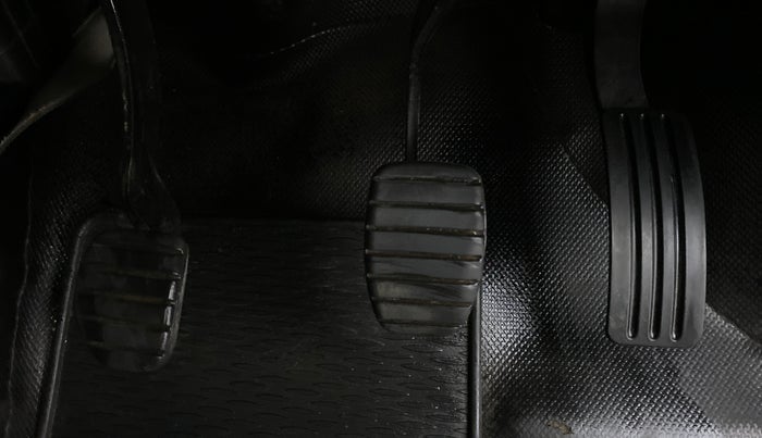 2021 Renault Duster RXZ 1.3 TURBO PETROL MT, Petrol, Manual, 28,035 km, Pedals