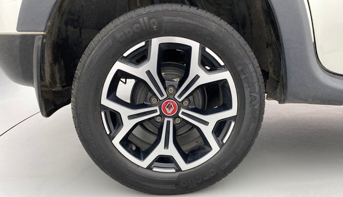 2021 Renault Duster RXZ 1.3 TURBO PETROL MT, Petrol, Manual, 28,035 km, Right Rear Wheel