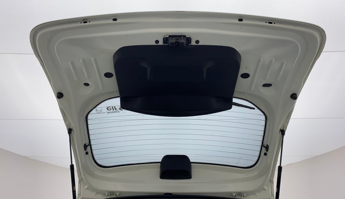 2021 Renault Duster RXZ 1.3 TURBO PETROL MT, Petrol, Manual, 28,035 km, Boot Door Open