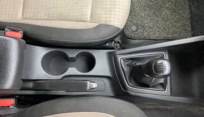 2018 Hyundai Elite i20 ASTA 1.2, Petrol, Manual, 1,14,401 km, Gear Lever