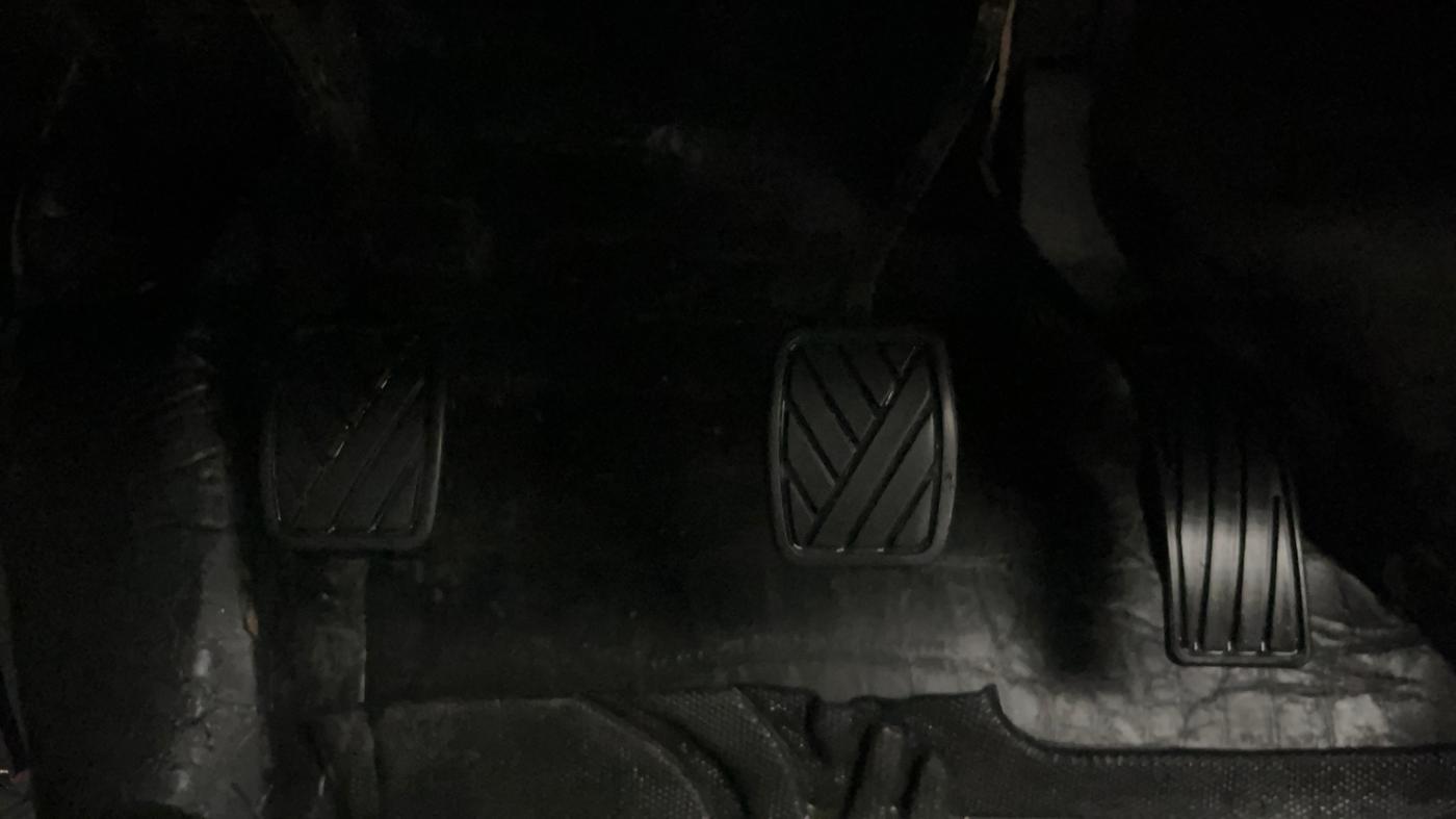 2024 Maruti BREZZA LXI, Petrol, Manual, 18,913 km, Pedals